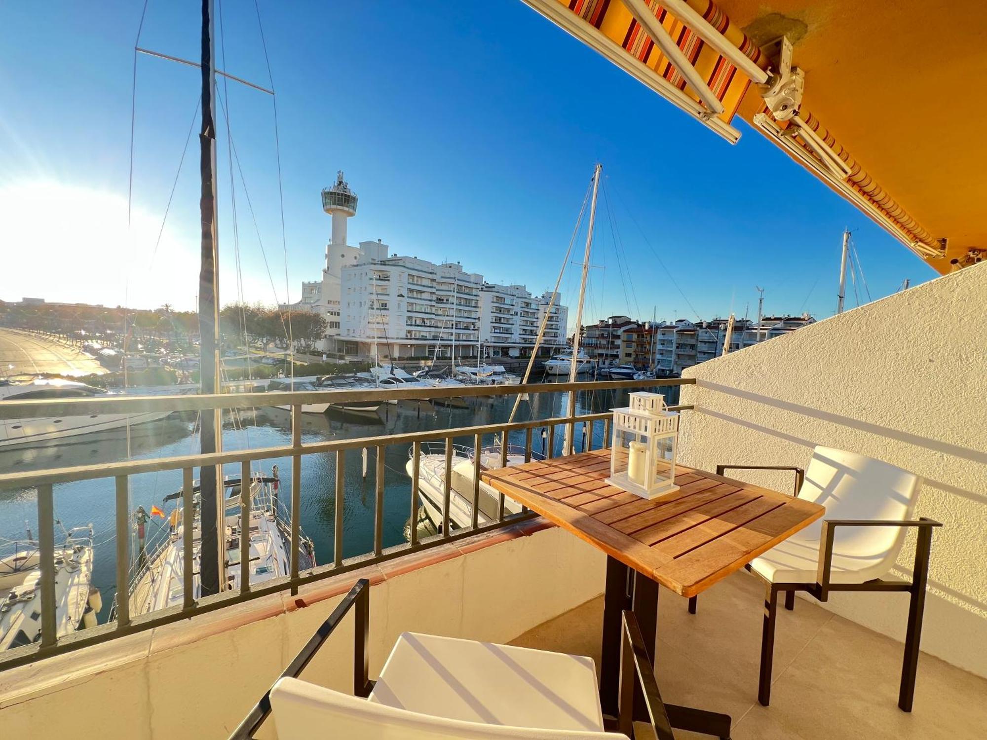 Estudio Frente Al Canal Con Terraza Empuriabrava Eksteriør billede